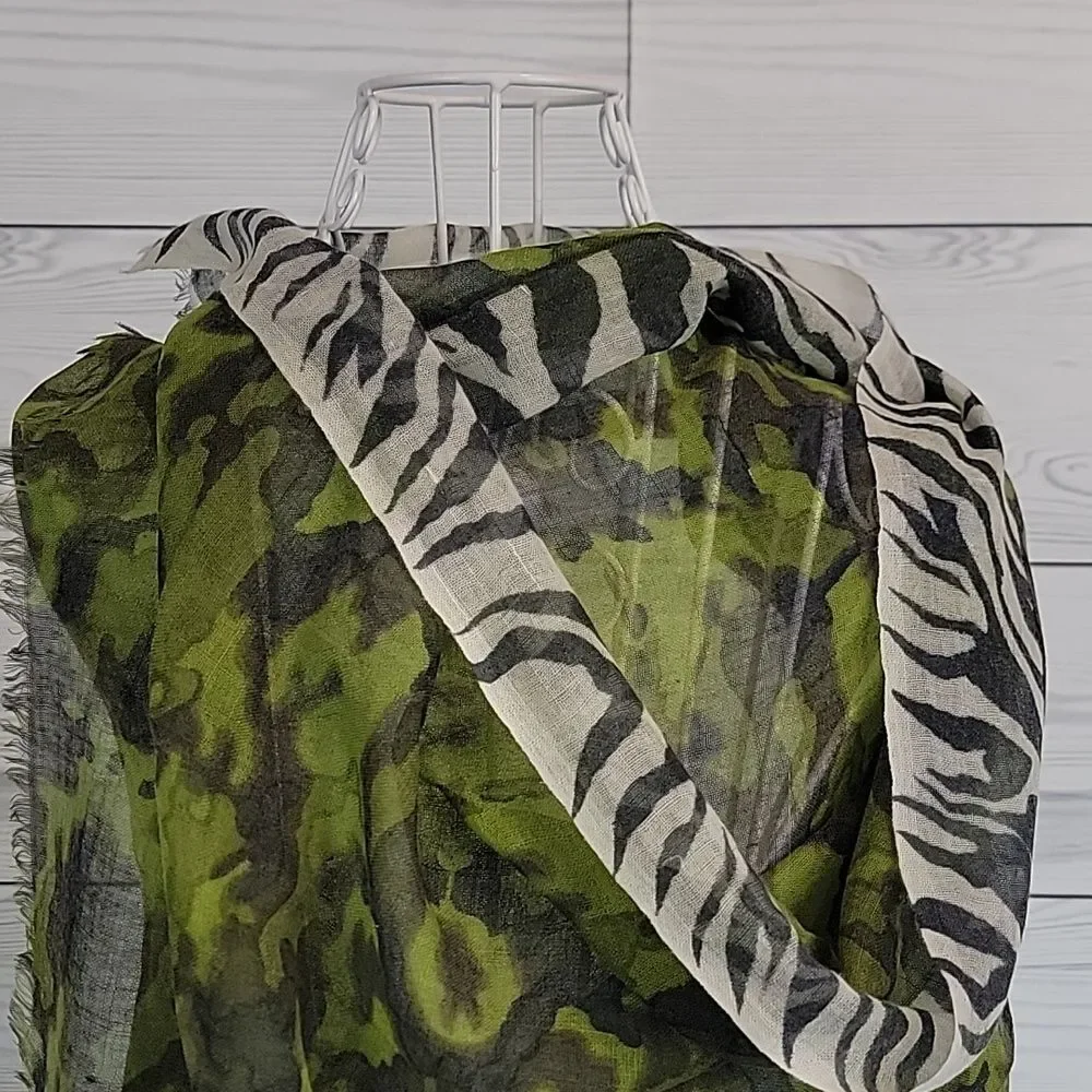 Bindya New York Scarf Green and Black Camouflage Women's 76